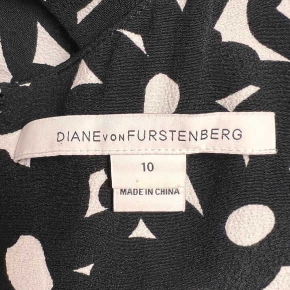 Diane Con Furstenberg | Clara Garden Daisy sleeveless fit and flare floral dress - Picture 9 of 12